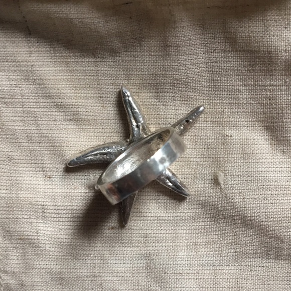 Sterling silver starfish ring - Picture 5 of 6